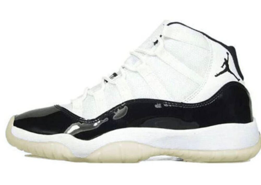 NIKE Air Jordan 11 Retro "Concord" Sneakers Size 7Y/W8.5